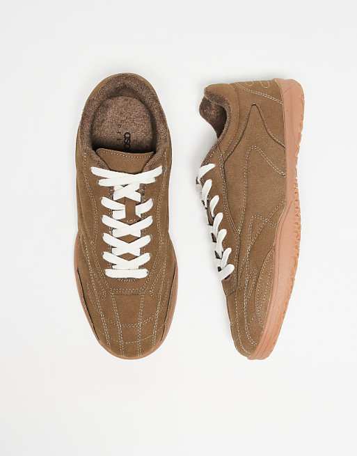 Asos ASOS DESIGN Retro Trainers In Beige With Gum Sole