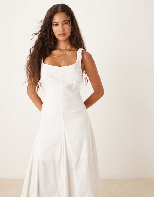Asos ASOS DESIGN Sleeveless Waisted Midi Dress In White