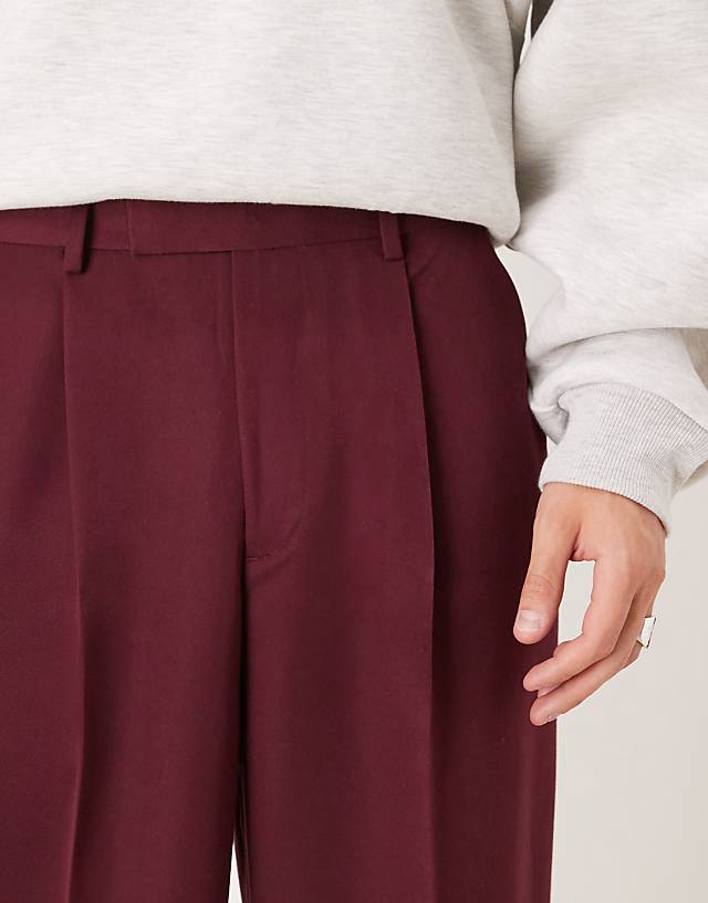 Asos ASOS DESIGN Smart Balloon Trousers With Front Pleat In Burgundy