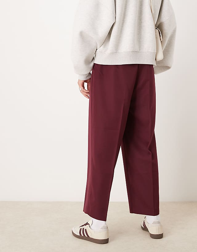 Asos ASOS DESIGN Smart Balloon Trousers With Front Pleat In Burgundy
