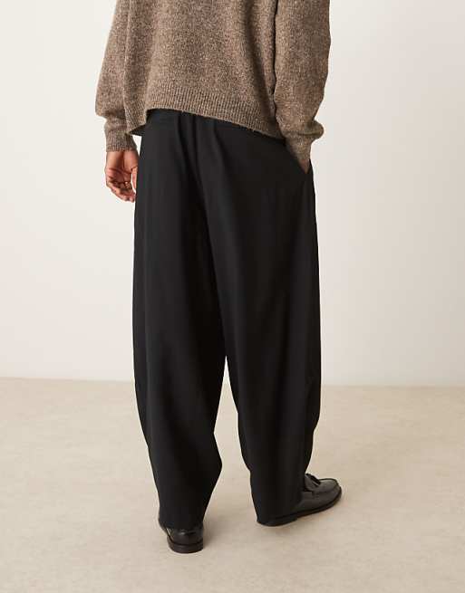 Asos ASOS DESIGN Smart Extreme Tapered Trousers With Front Pleats In Black