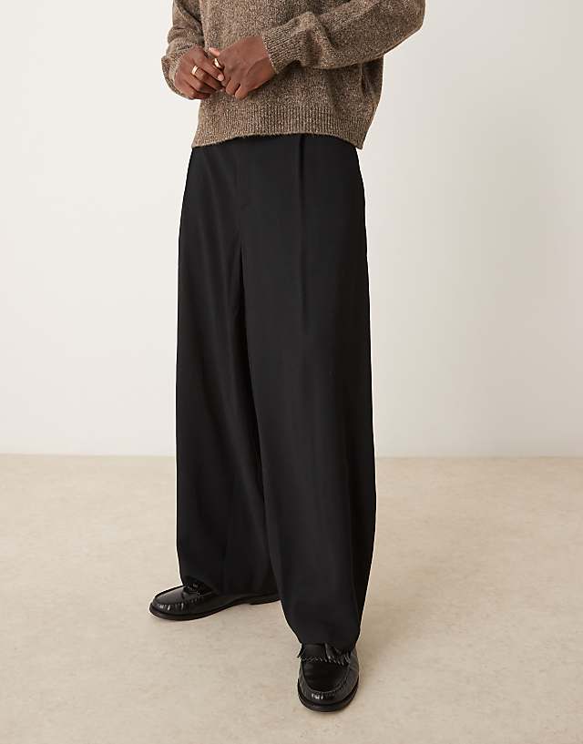 asos ASOS DESIGN smart extreme tapered trousers with front pleats in black