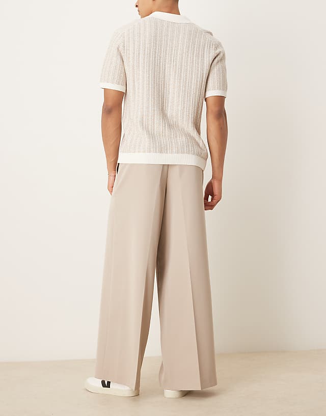 Asos ASOS DESIGN Smart Extreme Wide Leg Trousers With Front Pleat In Stone