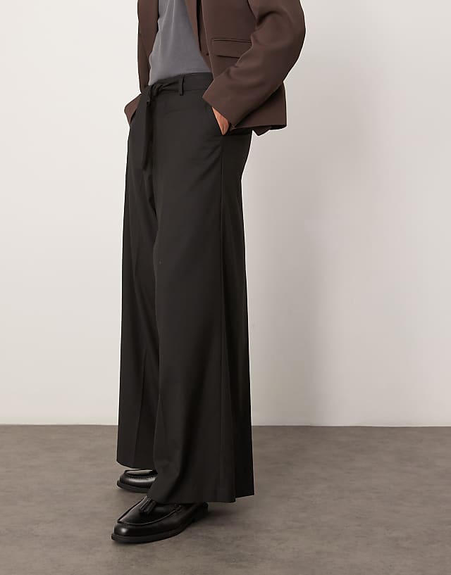 Asos ASOS DESIGN Smart Extreme Wide Trousers With Belt In Black