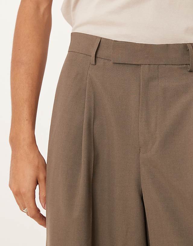 Asos ASOS DESIGN Smart Extreme Wide Trousers With Front Pleat In Brown