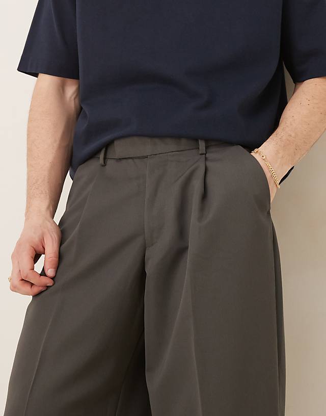 Asos ASOS DESIGN Smart Loose Fit Trousers With Front Pleats In Dark Grey