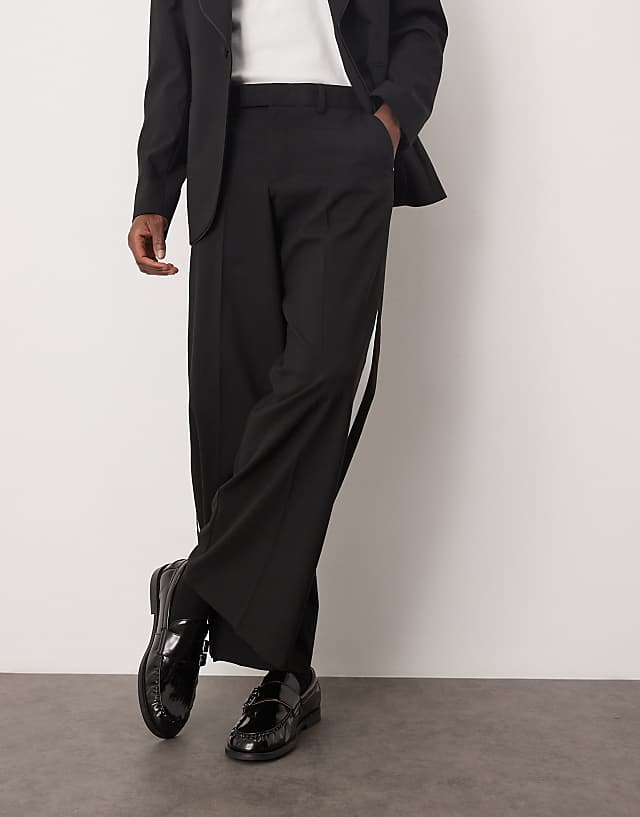 Asos ASOS DESIGN Smart Loose Fit Tuxedo Trousers In Black With White Side Stripe