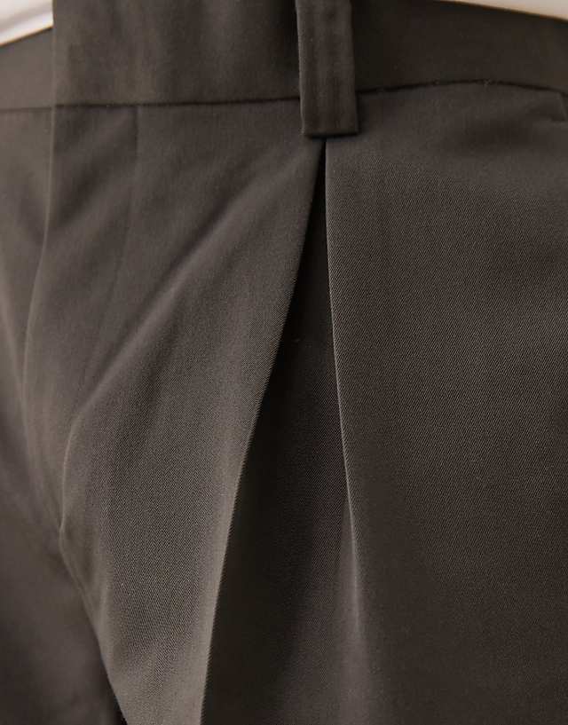 Asos ASOS DESIGN Smart Oversized Tapered Trousers In Charcoal With Front Pleat