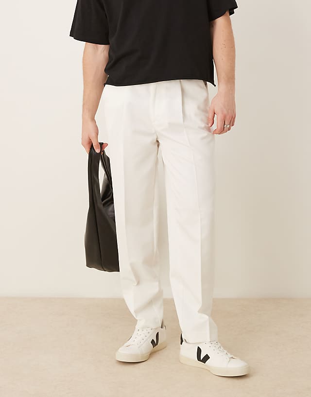 Asos ASOS DESIGN Smart Oversized Tapered Trousers With Front Pleat In White