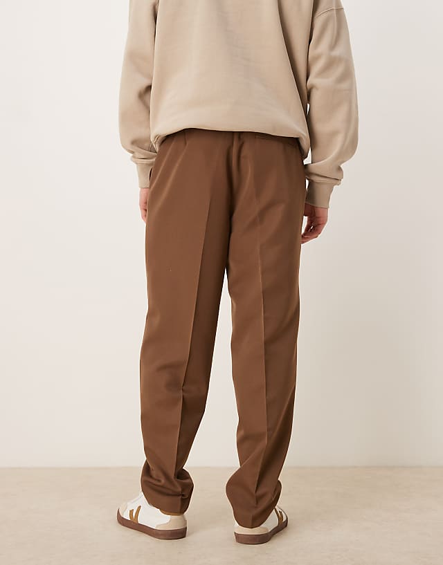 Asos ASOS DESIGN Smart Oversized Tapered Trousers With Front Pleat In Brown