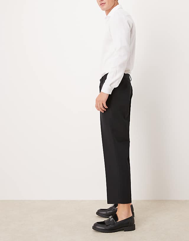 Asos ASOS DESIGN Smart Straight Leg Cropped Trousers In Black