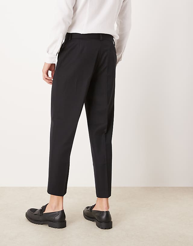 Asos ASOS DESIGN Smart Straight Leg Cropped Trousers In Black