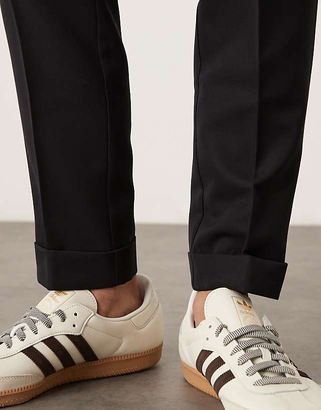 Asos ASOS DESIGN Smart Tapered Fit Trousers With Turnups In Black With Elasticated Waist