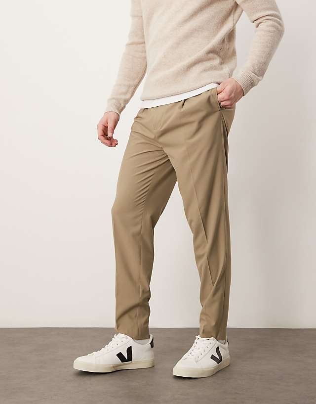Asos ASOS DESIGN Smart Tapered Trouser With Front Pleat In Dark Stone