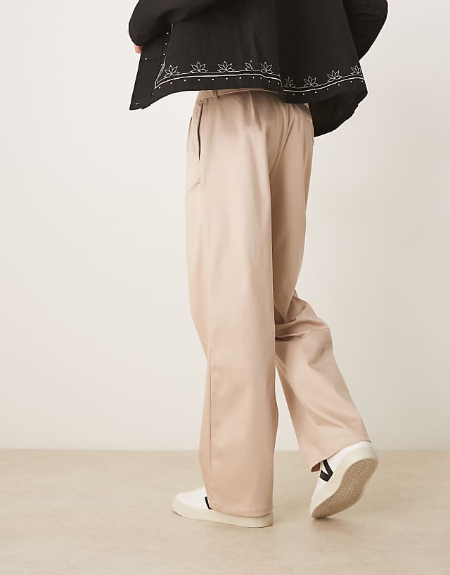 Asos ASOS DESIGN Smart Wide Leg Belted Trousers In Beige