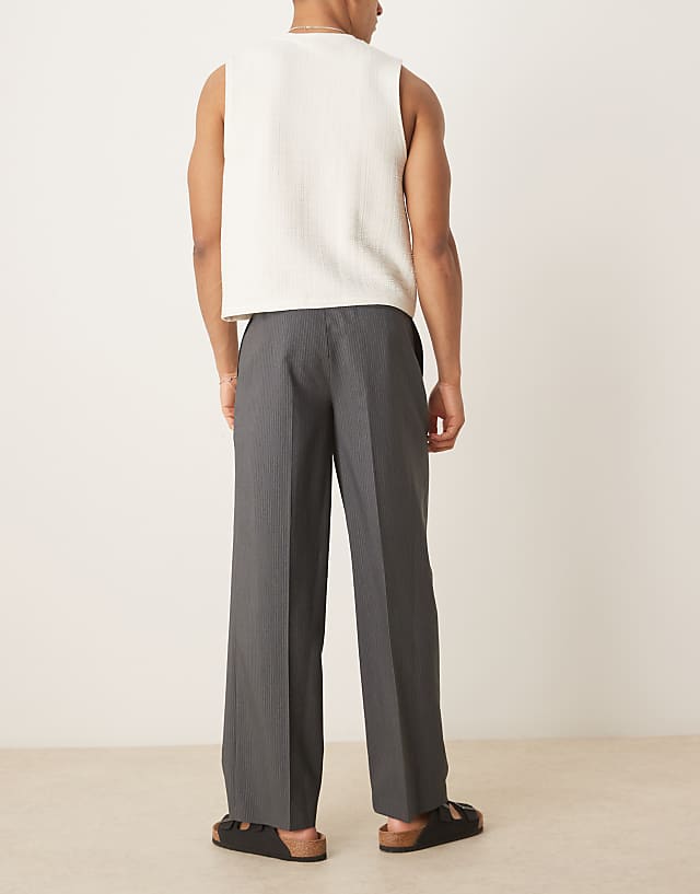 Asos ASOS DESIGN Smart Wide Leg Trousers With Belt Detail And Front Pleat In Charcoal Pinstripe