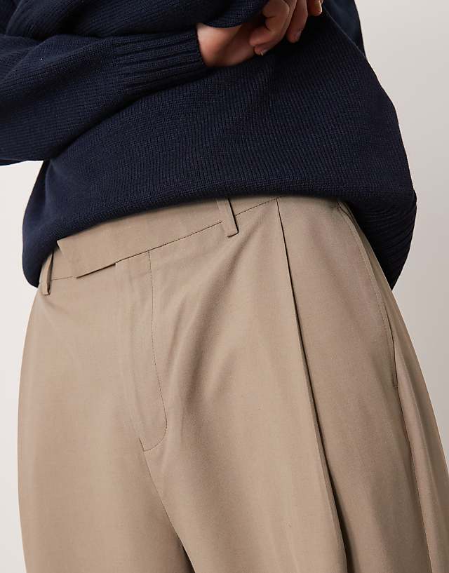 Asos ASOS DESIGN Smart Wide Leg Trousers With Deep Pleat In Stone