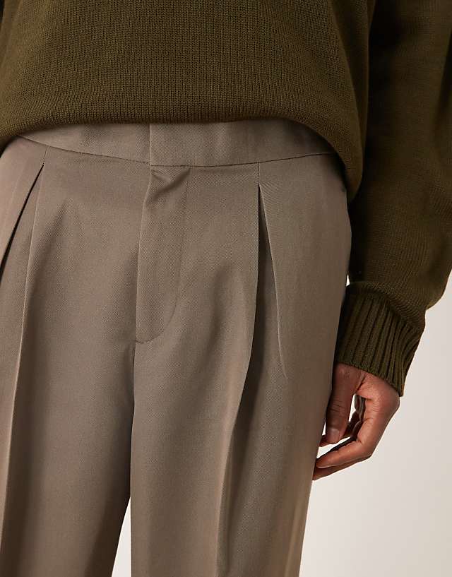 Asos ASOS DESIGN Smart Wide Leg Trousers With Front Inverted Pleats And Elasticated Waistband In Mink