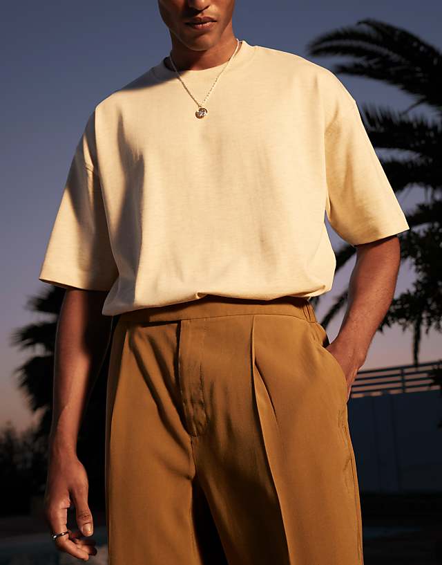Asos ASOS DESIGN Smart Wide Leg Trousers With Front Pleat In Beige Twill