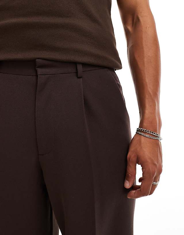 Asos ASOS DESIGN Smart Wide Leg Trousers With Front Pleats In Brown