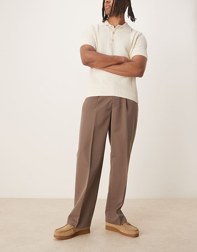 Asos ASOS DESIGN Smart Wide Leg Trousers With Front Pleats In Brown