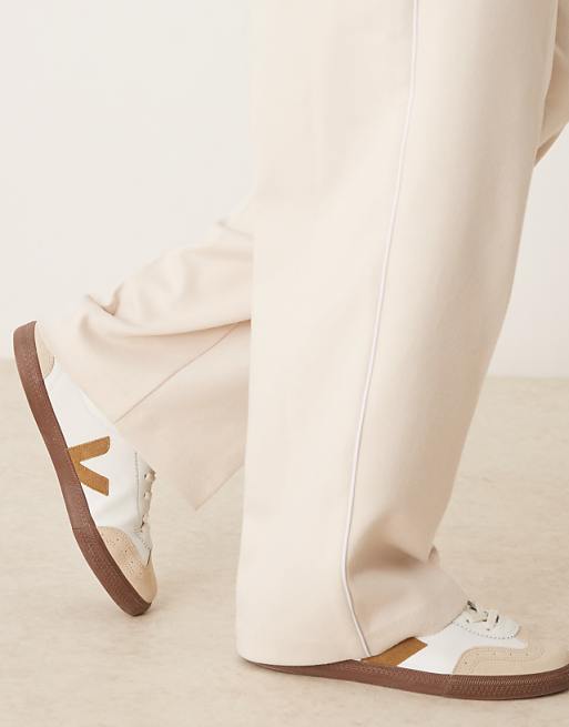 Asos ASOS DESIGN Smart Wide Leg Trousers With Side Piping In Stone