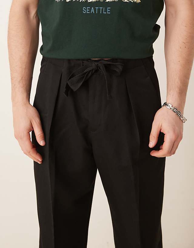Asos ASOS DESIGN Smart Wide Leg Trousers With Tie Belt And Front Pleat In Black