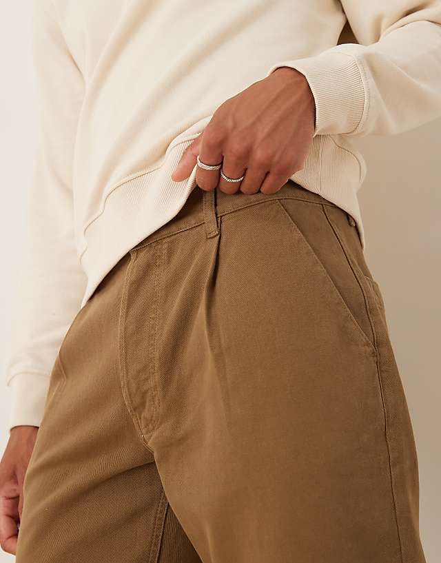 Asos ASOS DESIGN Straight Leg Trousers In Khaki With Pleats