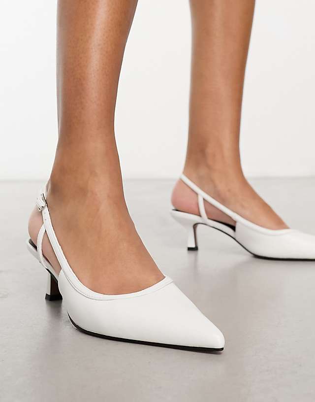 Asos ASOS DESIGN Strut Slingback Kitten Heeled Shoes In White