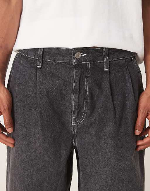 Asos ASOS DESIGN Super Baggy Jeans With Pleat Details In Black Wash
