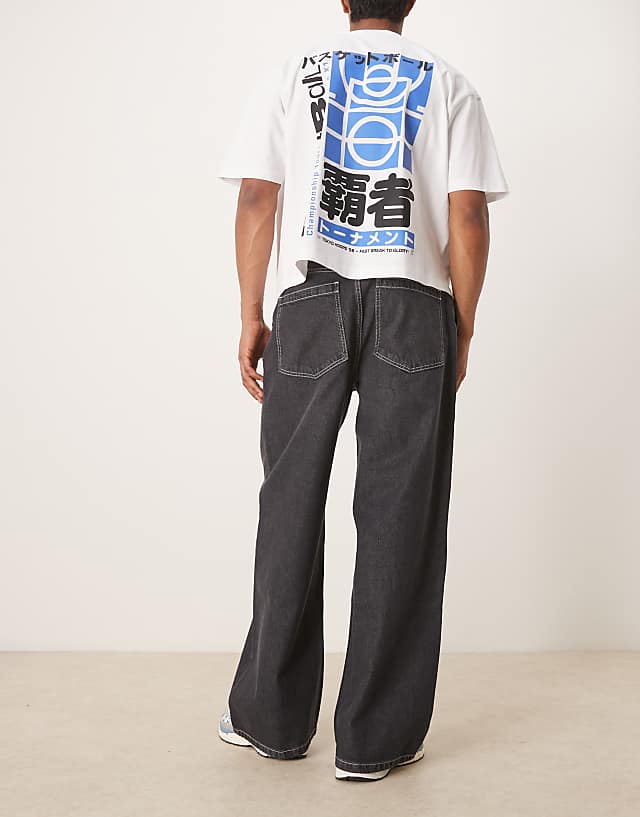 Asos ASOS DESIGN Super Baggy Jeans With Pleat Details In Black Wash