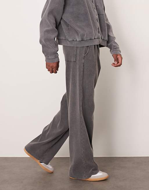 Asos ASOS DESIGN Super Baggy Joggers With Ribbed Texture In Washed Black