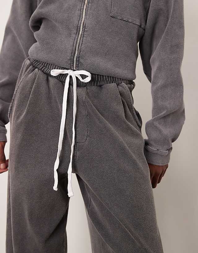 Asos ASOS DESIGN Super Baggy Joggers With Ribbed Texture In Washed Black