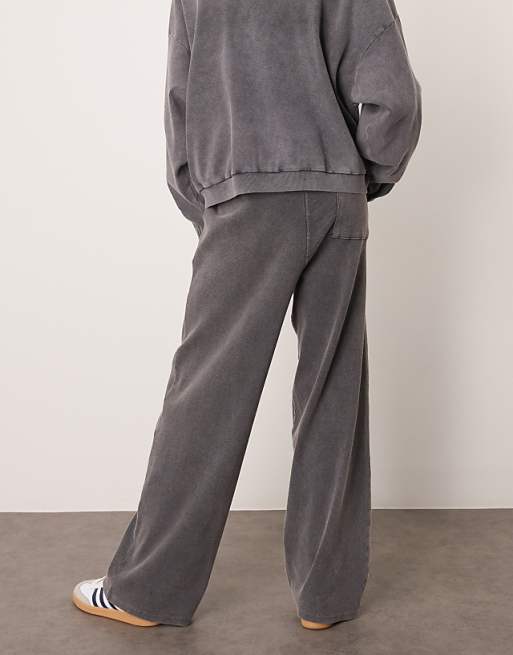Asos ASOS DESIGN Super Baggy Joggers With Ribbed Texture In Washed Black