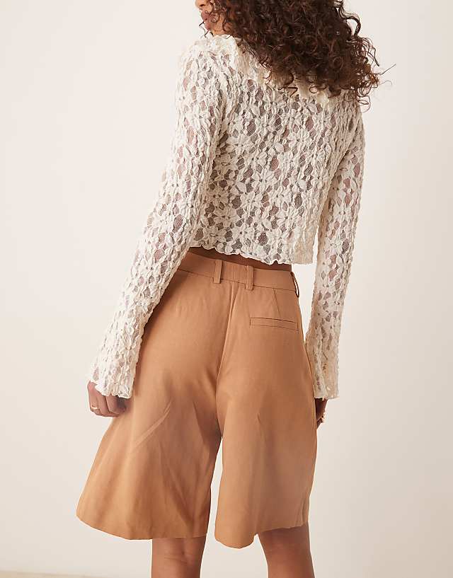 Asos ASOS DESIGN Tailored Linen Look Longline City Shorts In Mocha