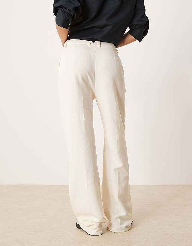 Asos ASOS DESIGN Tailored Slim Straight Linen Trousers In Cream