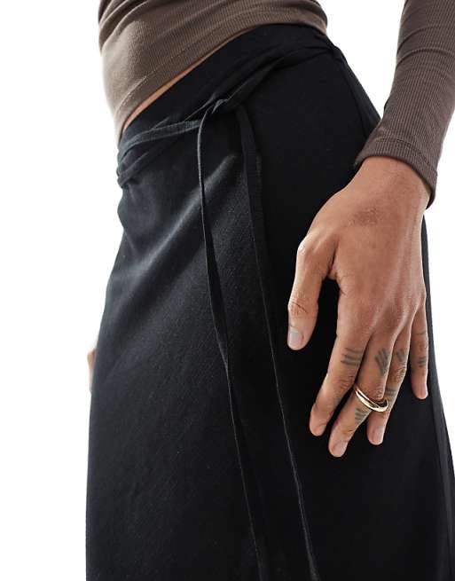 Asos ASOS DESIGN Tall Linen Blend Bias Maxi Skirt In Black
