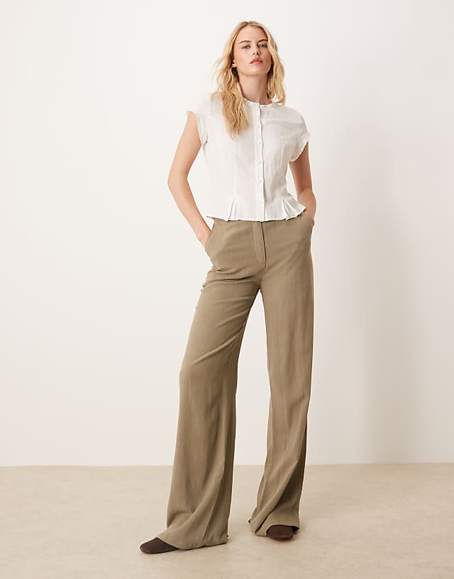 asos ASOS DESIGN Tall relaxed straight leg trousers with linen in khaki