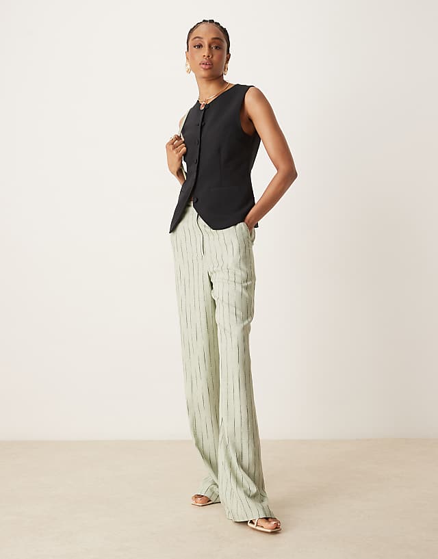 Asos ASOS DESIGN Tall Relaxed Straight Leg Trousers With Linen In Sage Squiggle Stripe