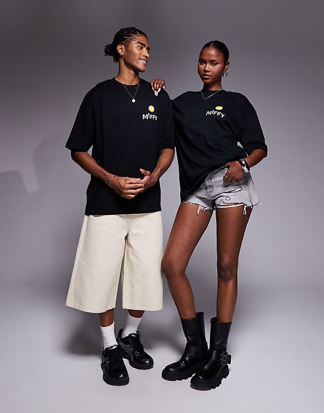 Asos ASOS DESIGN Unisex Oversized T-shirt With Miffy Prints In Black