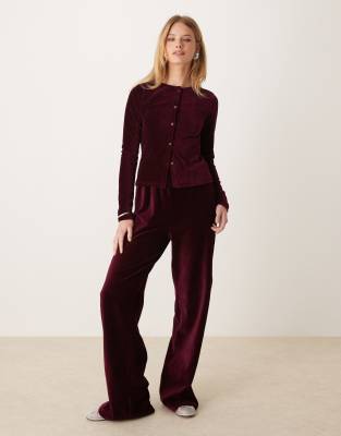 Asos ASOS DESIGN Velvet Cord Cardigan And Trousers In Burgundy