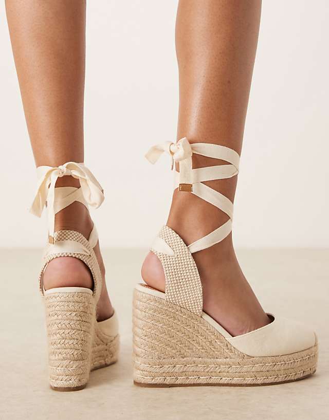 Asos ASOS DESIGN Wide Fit Tyra Closed Toe Wedges In Natural Linen