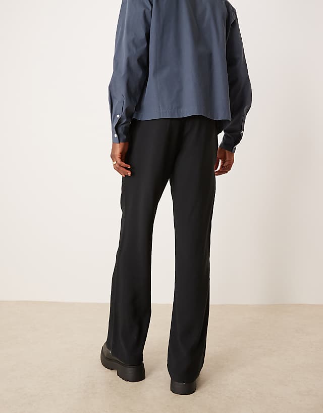 Asos ASOS DESIGN Wide Flare Smart Trousers With Belt In Black