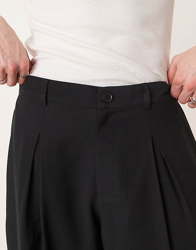 Asos ASOS DESIGN Wide Leg Smart Trousers With Front Pleat In Black