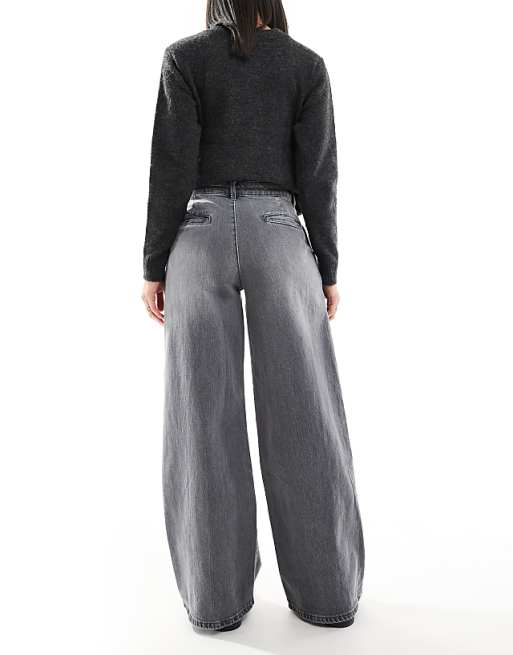 Asos DTT Jordan Pleated Wide Leg Jeans In Mid Grey