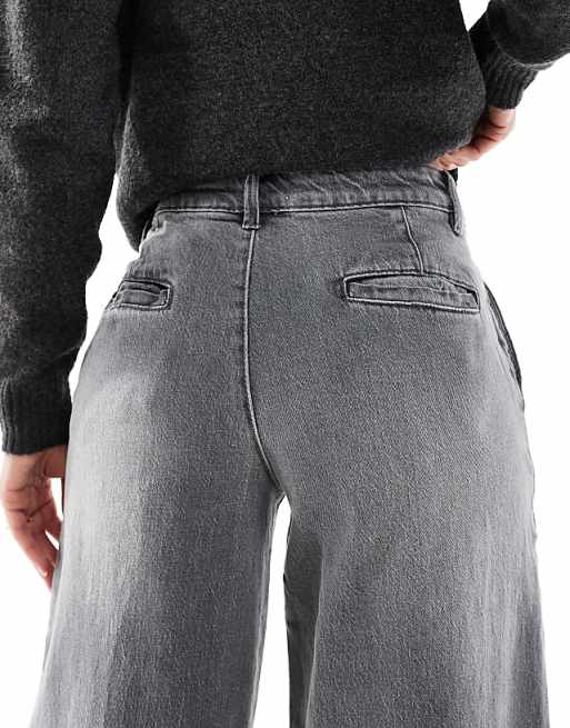 Asos DTT Jordan Pleated Wide Leg Jeans In Mid Grey