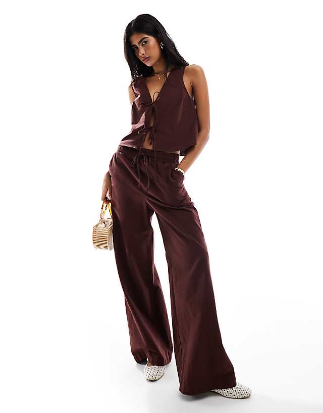 asos Miss Selfridge linen co-ord in chocolate