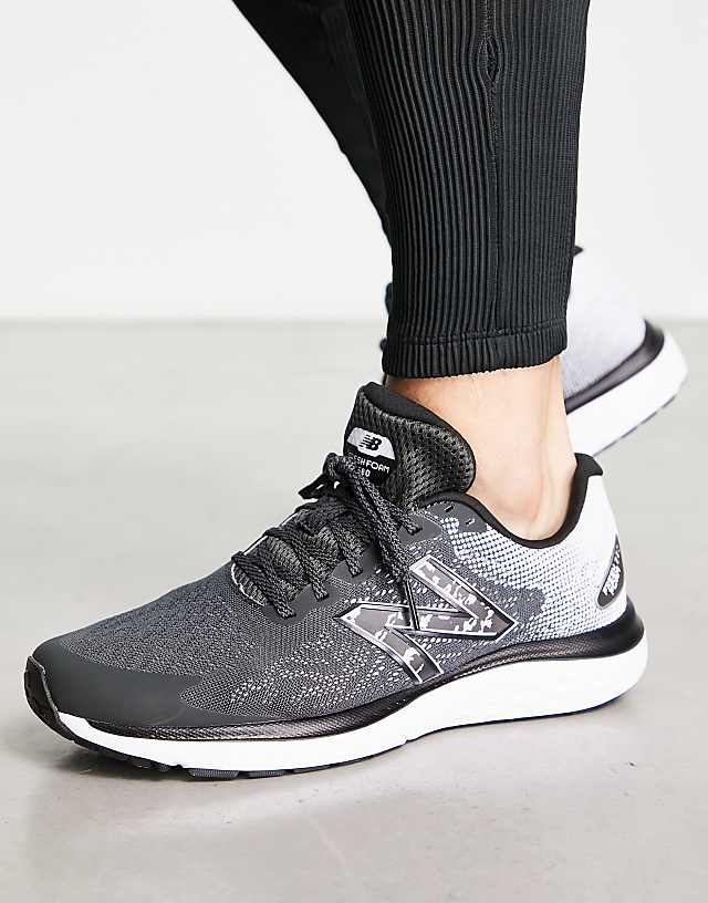 Asos New Balance 680 Trainers In Black