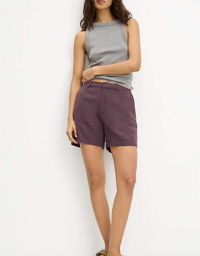 asos Pull&Bear linen look short in burgundy