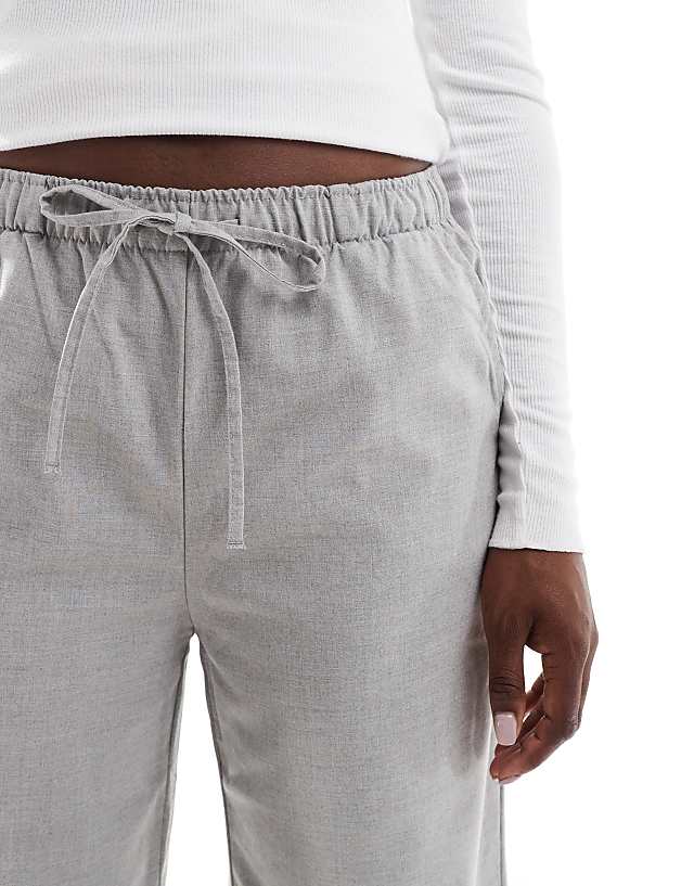 Asos Stradivarius Pull On Trouser In Light Grey